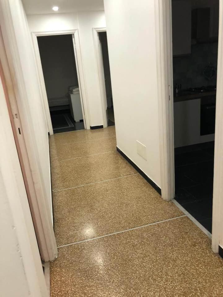 La Casetta Gialla Apartment *